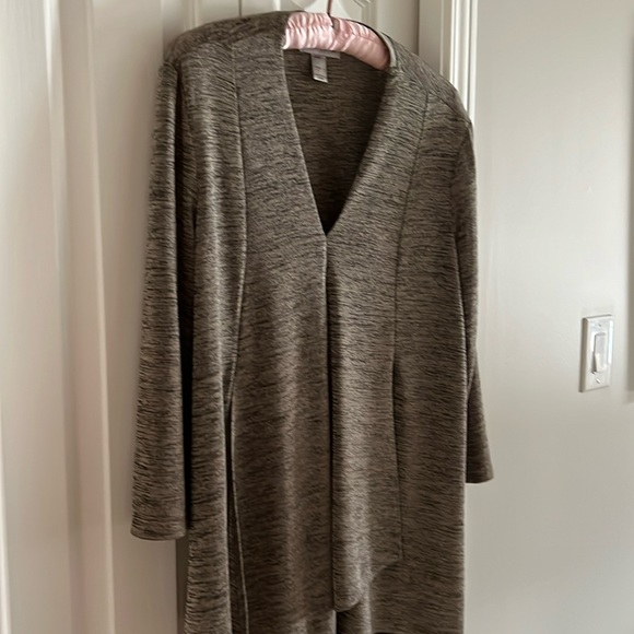 Joseph Ribkoff Top - Picture 1 of 3